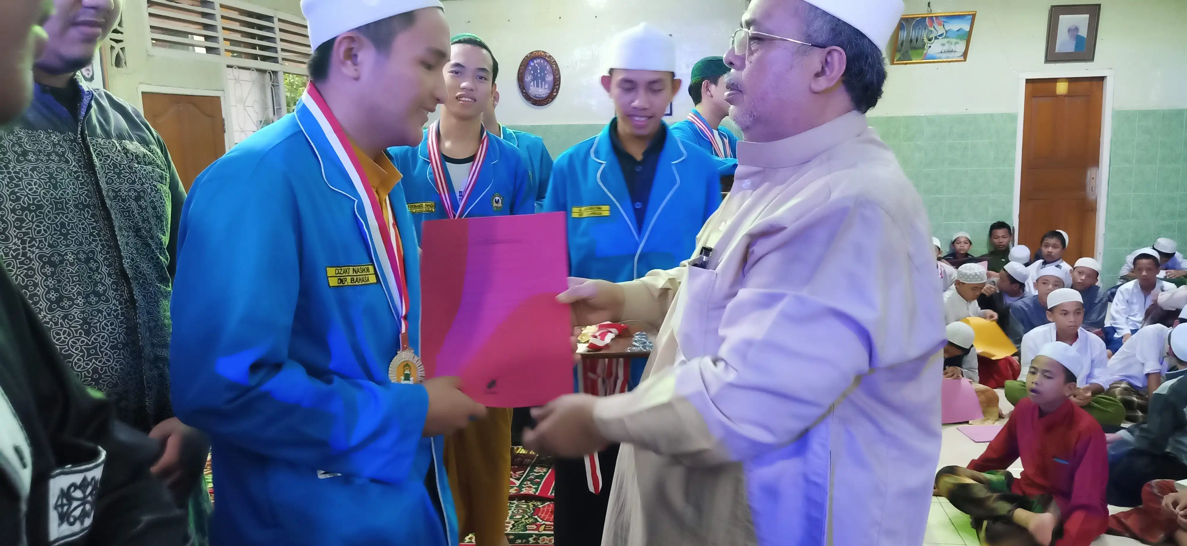 Pembagian Hadiah 164